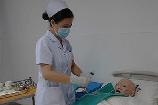 四川省成都市红十字卫生学校的高级护理专业怎么样