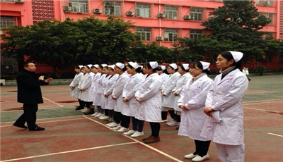 重庆公共卫生学校的学费