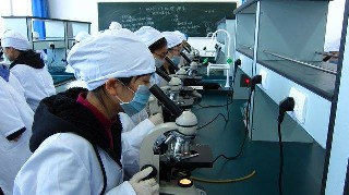 四川省人民医院护士学校开设了哪些专业